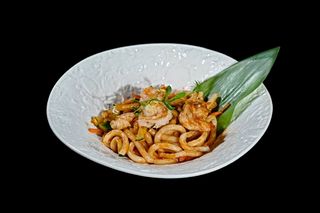 268. Udon con gamberi