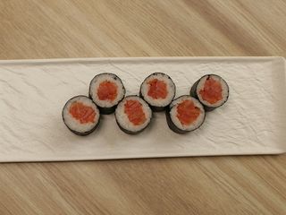 Макі з Копченим Лососем (145g)