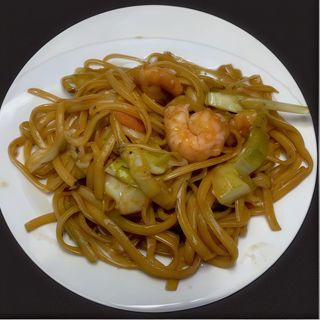 39 Tallarines Con Gambas Y Verduras