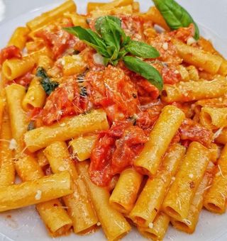 Macarrones Bolognesa