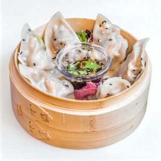 Pierożki dim sum z wołowiną