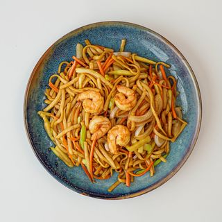 Tallarines de gambas y ternera