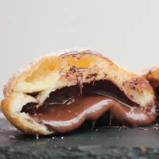 Bomba de chocolate- postre del mes