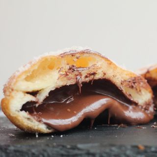 Bomba de chocolate- postre del mes