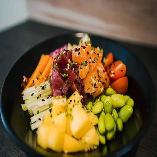 Poke Salmón Clásica