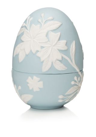 Ou portelan 11cm albastru cu flori albe