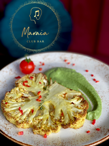 Стек от карфиол върху пюре от броколи 300гр