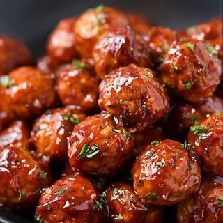 Albóndigas En Salsa