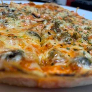 Pizza Napolitana (24 cm.)