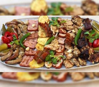 Platou tradițional Maxi (6-7 persoane)