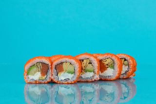 Калифорния с лососем (310г)