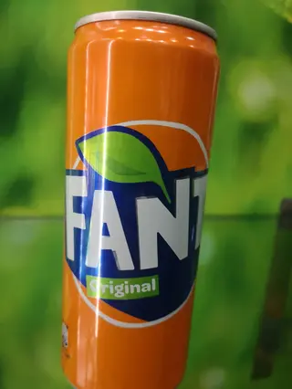 Fanta lattina 33 cl