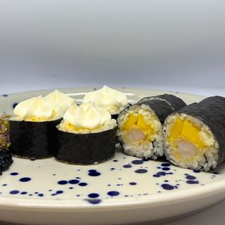 Krewetka w tempurze z mango