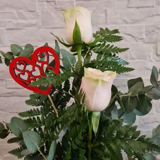 DOS ROSAS ROSAS