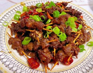 54.Spiedini di manzo piccanti