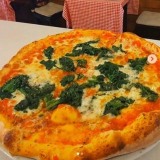 Pizza Fiorentina