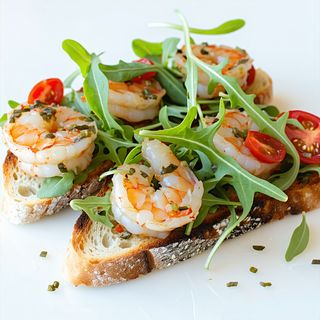 Open sandwich cu creveți și rucola