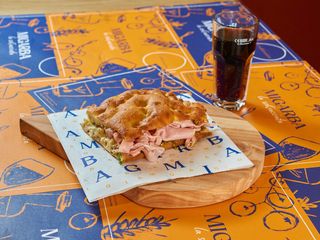 N°1  LA BOLOGNA - formato generosa