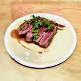 Côte De Veau Moelleuse À La Bordelaise