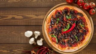 Pizza Diavola con funghi Ø32cm