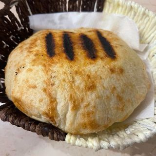 Домашна питка чеснова