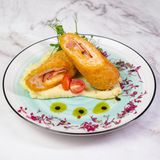 Курица Кордан Блю с пюре