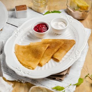 Блинчики с творогом и  ягодам