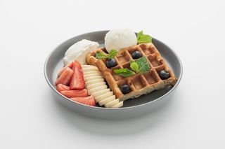 Вафли с мороженым 