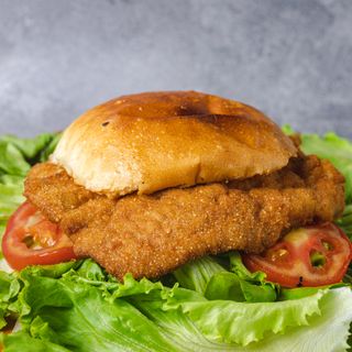 Pohovana bečka šnicla 250 gr u lepinji