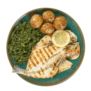 Dourada Grelhada + 2 acompanhamentos