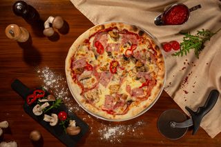 Pizza Quattro Carni Ø 32cm