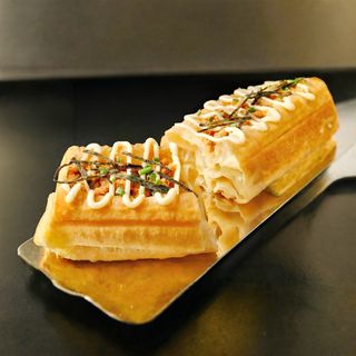 Pasta fritta con maiale