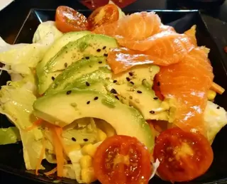 6. Ensalada Salmón