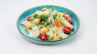 Салат Цезарь с курицей (330 гр.)