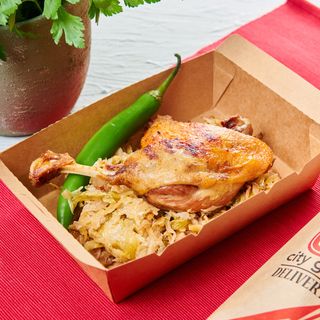 Pulpă de rață la cuptor cu varză călită “Schumacher”