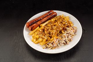 Тарілка з ковбасками