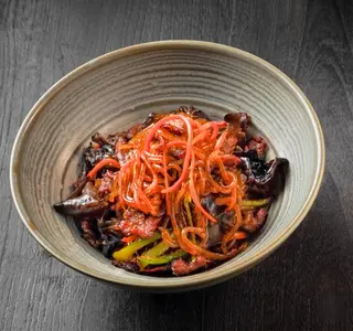 Телятина с фунчозой (350г)