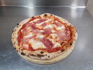 Pizza Pernil I Formatge (normal)