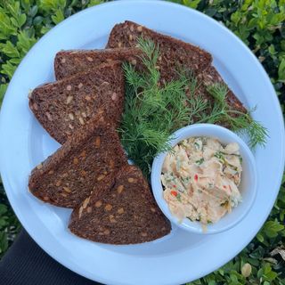 Грінки з меленим салом та цибулею (250г)