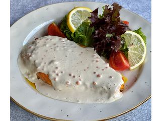 Лосось з Ікорним соусом (250г)