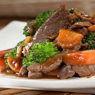 57. Verduras Con Ternera