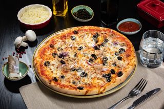 Pizza Tonno e Cipolla Ø 32cm