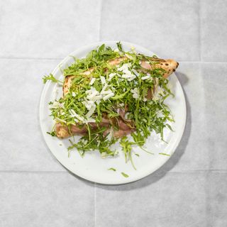 Calzone quattro formaggi 