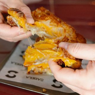 Sándwich Requetecheese