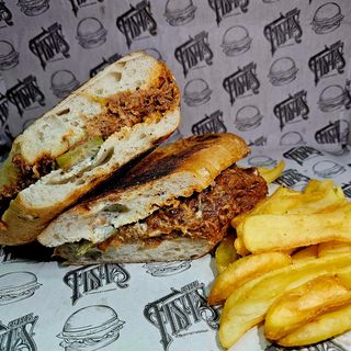 Pulled Pork Fist Сандвич 