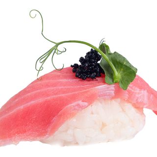 Суші з тунцем (35г/1шт)