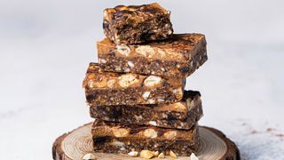 Протеиново барче с фъстъчено масло и фъстъци (90г)