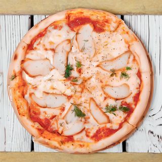 Пицца бешамель с курицей и грибами