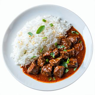 Plato Combinado De Arroz Con Ternera