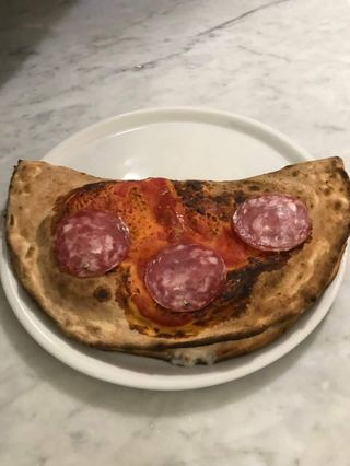 CALZONE RIPIENO NAPOLI